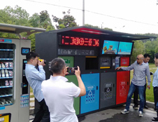 德瀾仕智能垃圾箱分類(lèi)精細(xì)、模式高端，已成功覆蓋400余城